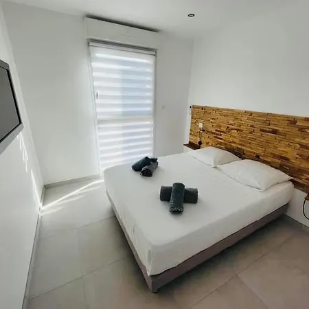 بيت للعطل Domaine U Murtonu *